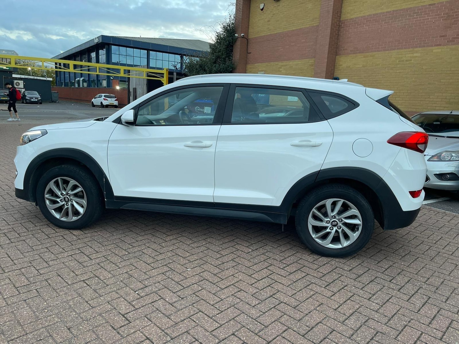 Used Hyundai TUCSON 2017 for sale - 76551897: Photo 10