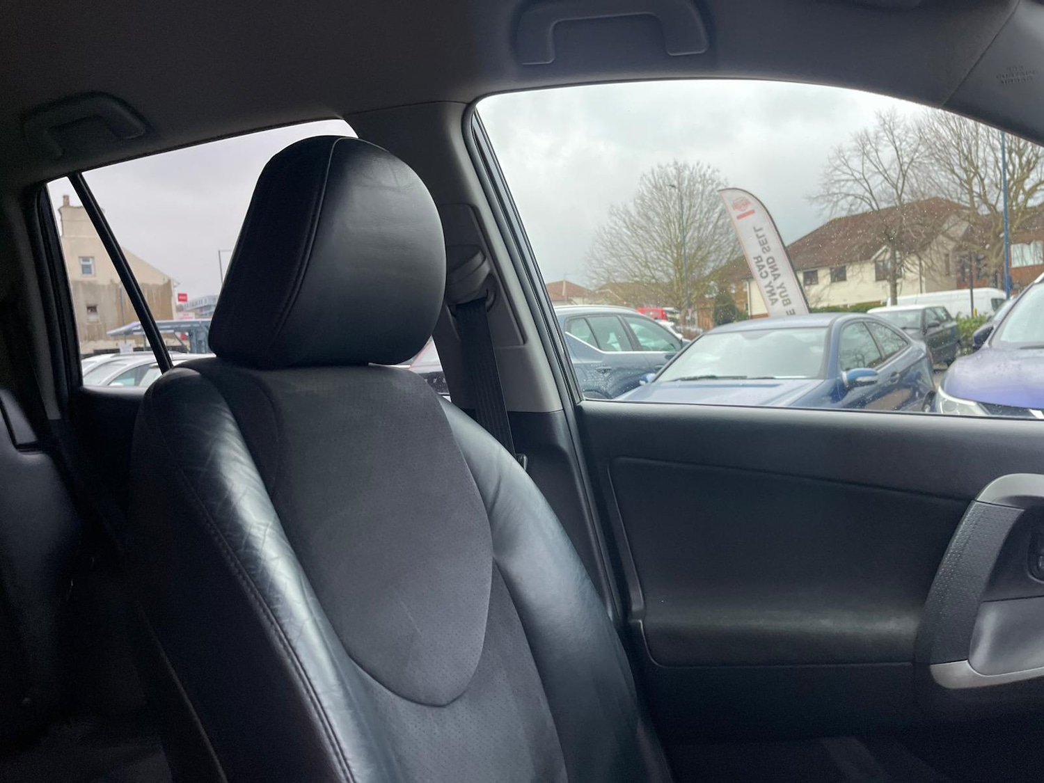 Used Toyota RAV4 2012 for sale - 77559457: Photo 16