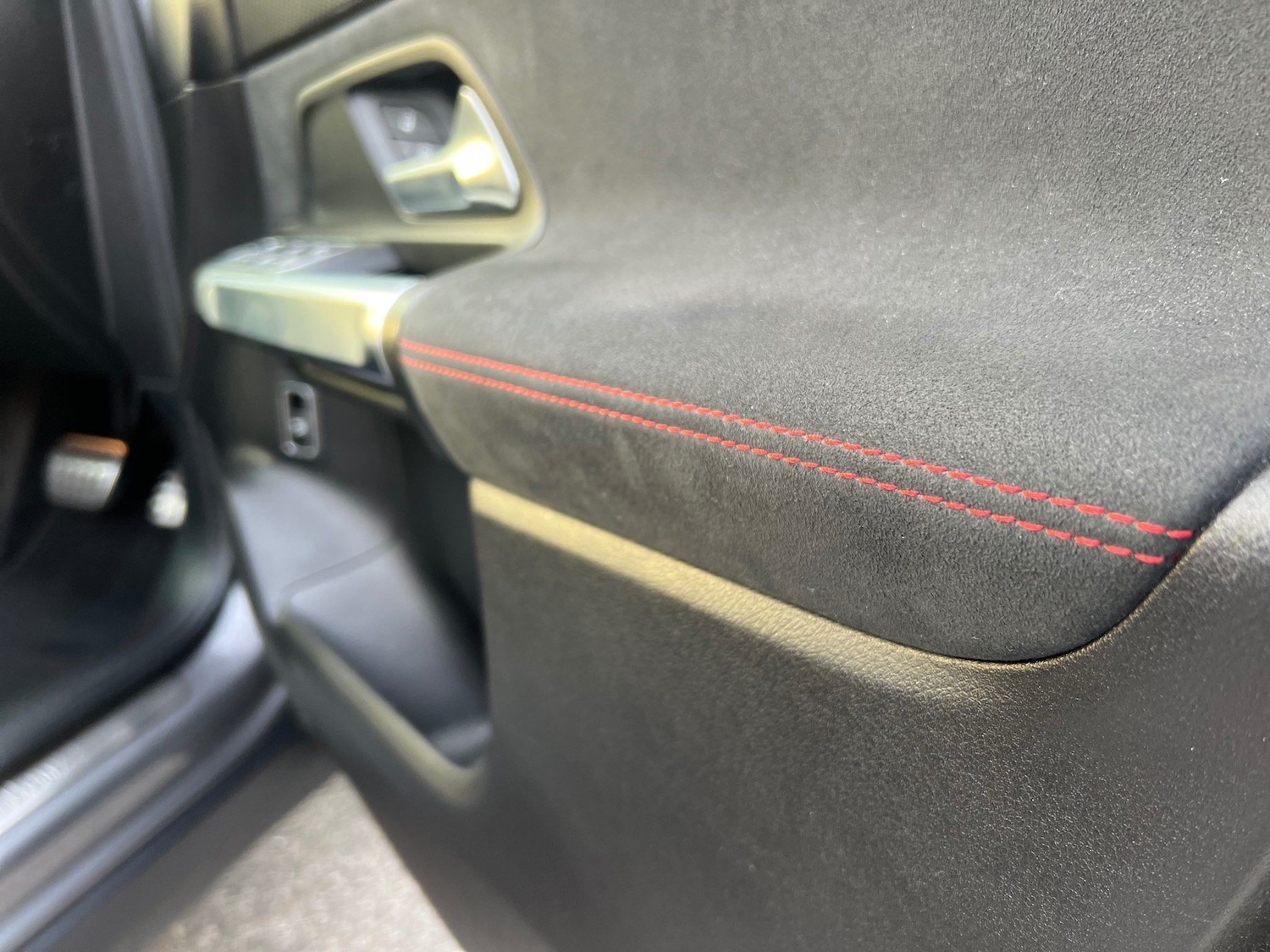 Used Mercedes-Benz GLB 2020 for sale - 76551887: Photo 25