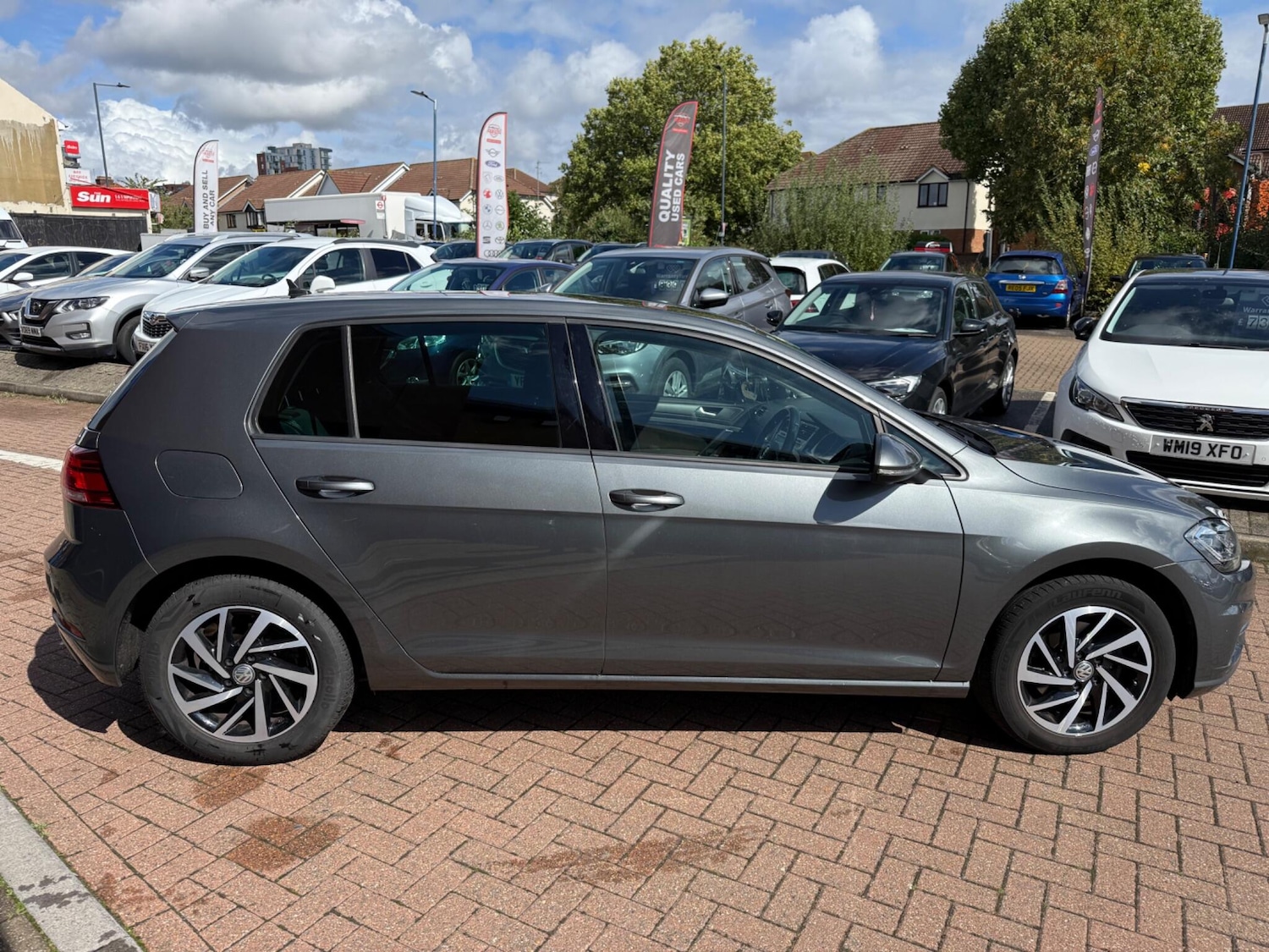 Used Volkswagen Golf 2020 for sale - 76551926: Photo 15
