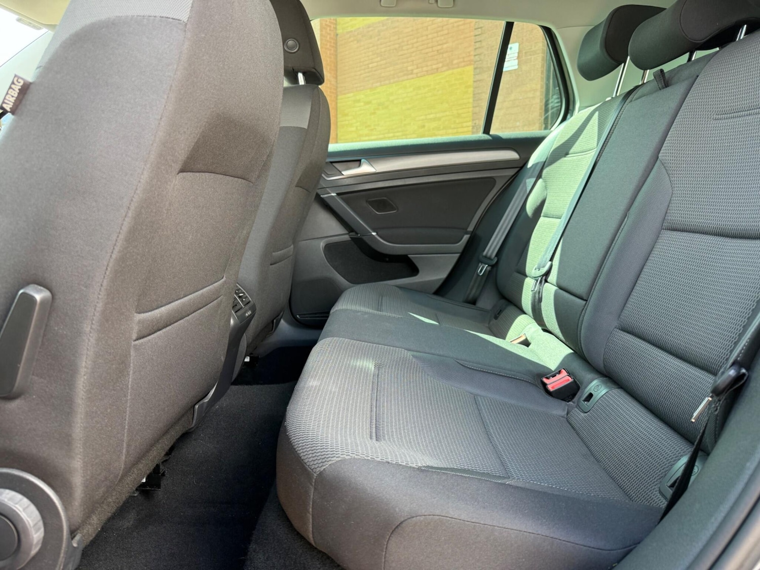 Used Volkswagen Golf 2020 for sale - 76551926: Photo 24