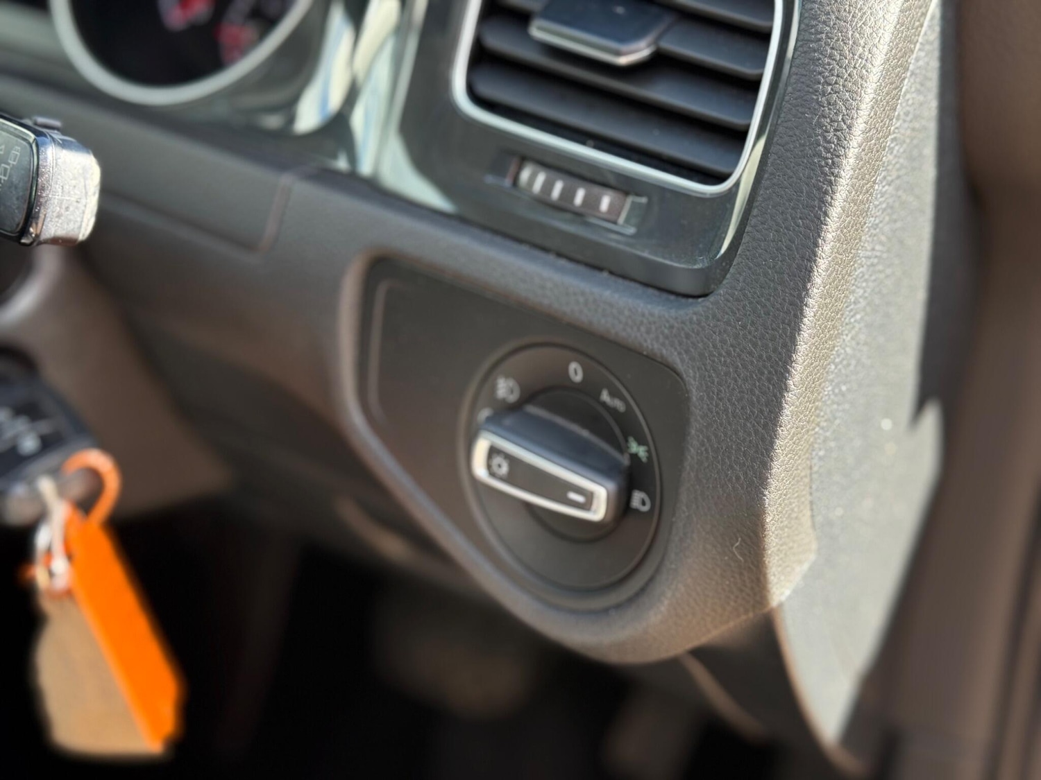 Used Volkswagen Golf 2020 for sale - 76551926: Photo 34