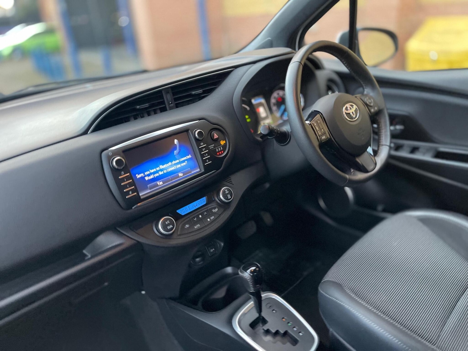 Used Toyota Yaris 2017 for sale - 77131968: Photo 16