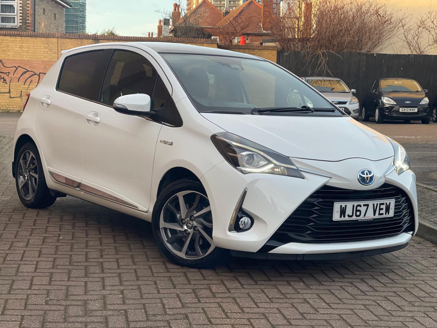 Used Toyota Yaris 2017 for sale - 77131968: Photo 6