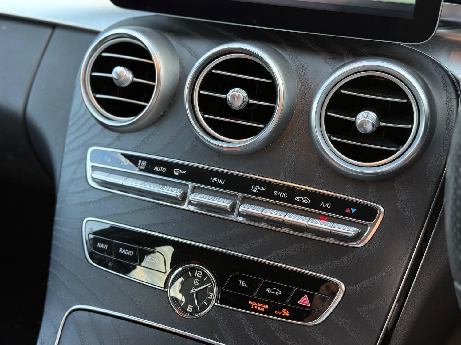 Used Mercedes-Benz C Class 2018 for sale - 76551962: Photo 14