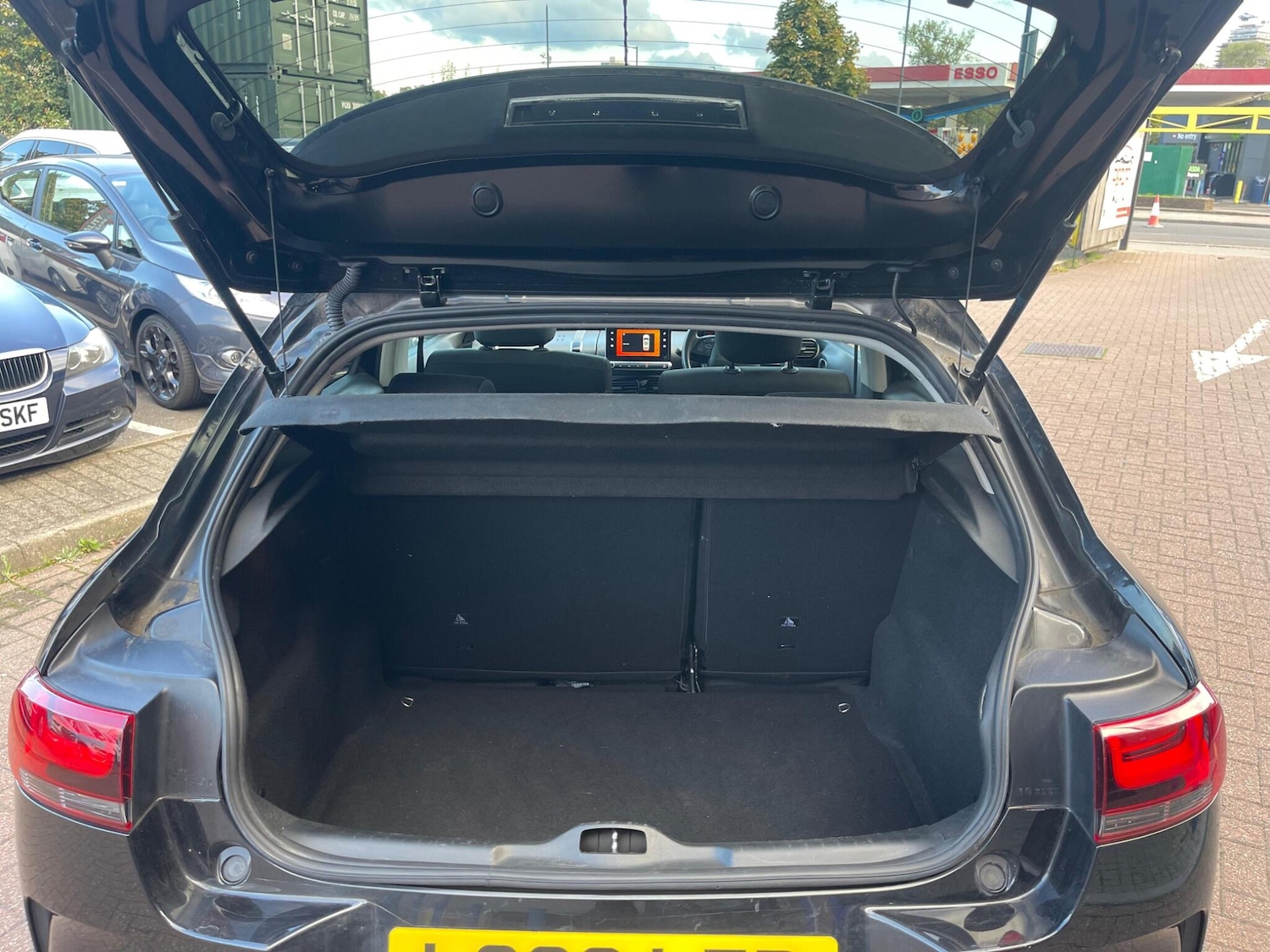 Used Citroen C4 Cactus 2019 for sale - 76551876: Photo 15