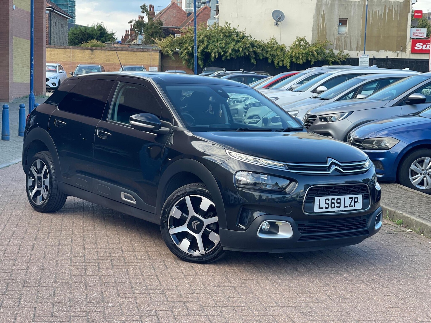 Used Citroen C4 Cactus 2019 for sale - 76551876: Photo 2