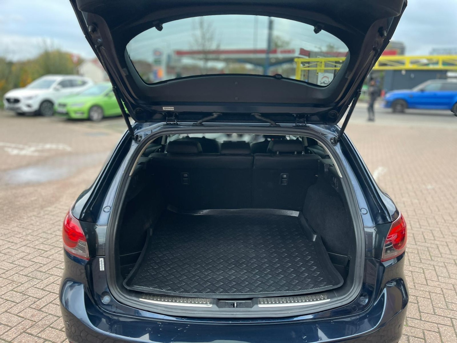 Used Mazda Mazda6 2016 for sale - 76512465: Photo 46