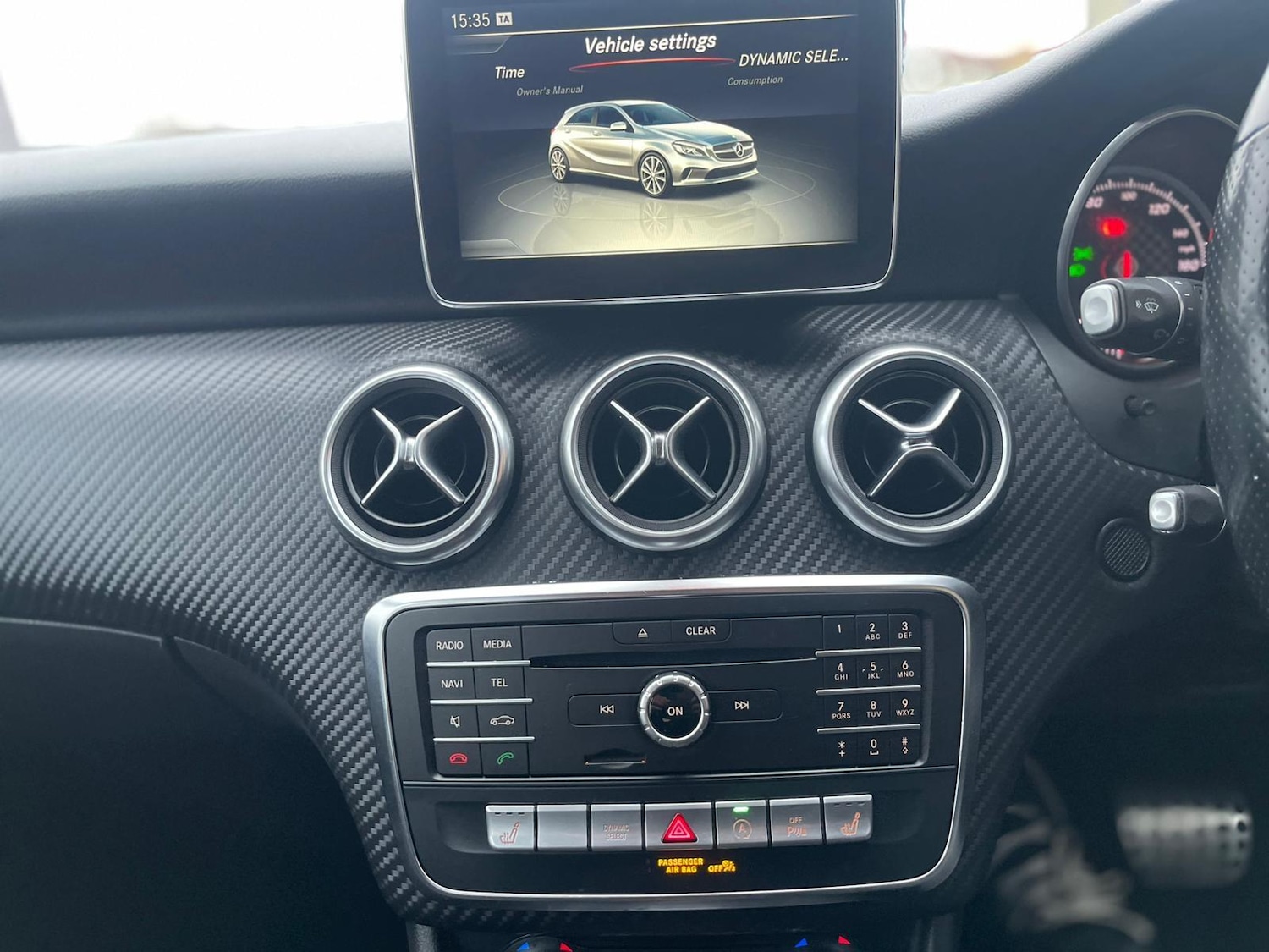 Used Mercedes-Benz A-Class 2015 for sale - 77330726: Photo 38