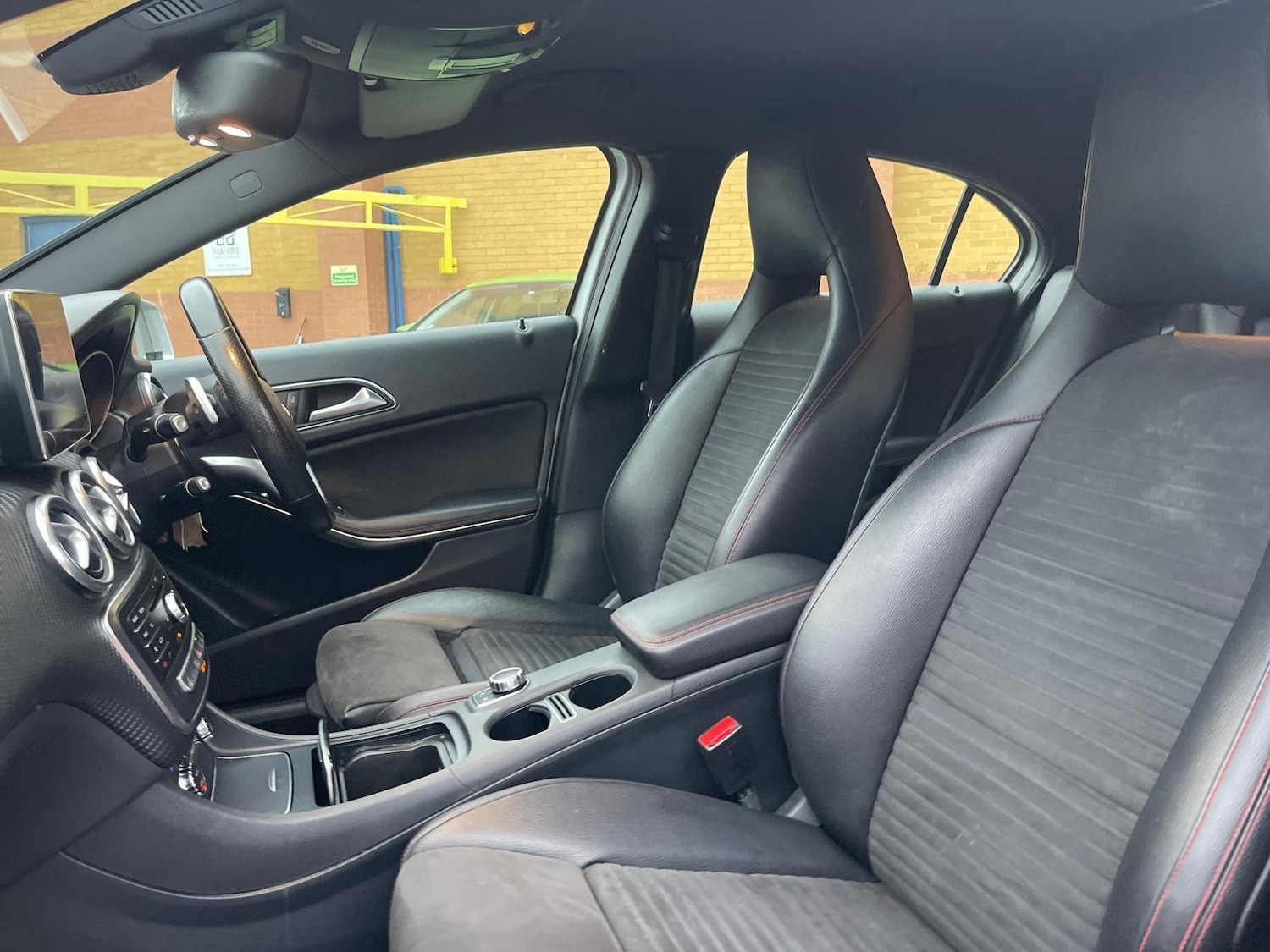 Used Mercedes-Benz A-Class 2015 for sale - 77330726: Photo 45