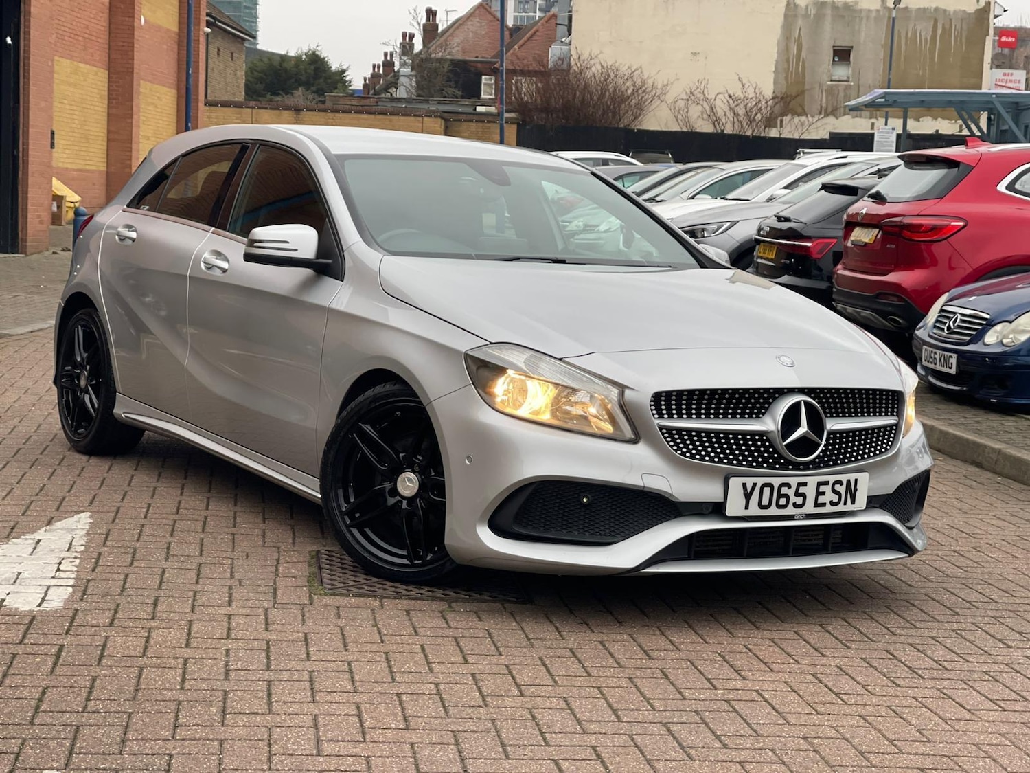 Used Mercedes-Benz A-Class 2015 for sale - 77330726: Photo 8