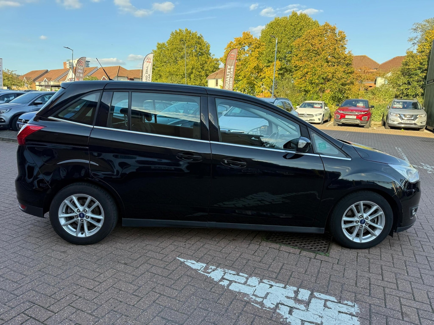 Used Ford Grand C-Max 2015 for sale - 76326099: Photo 14