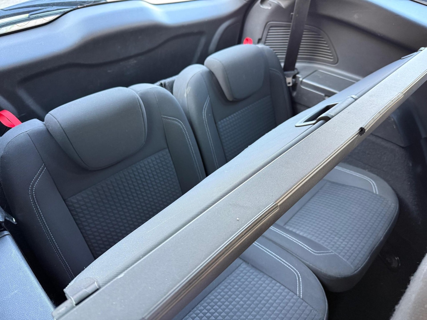 Used Ford Grand C-Max 2015 for sale - 76326099: Photo 22