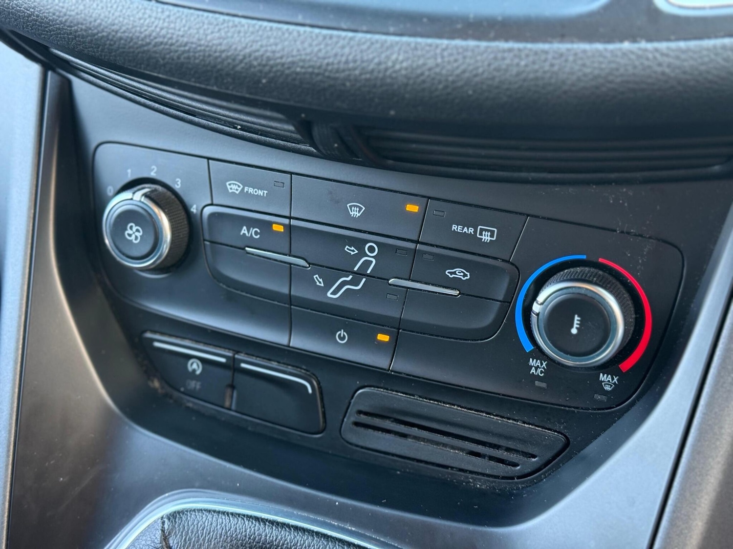 Used Ford Grand C-Max 2015 for sale - 76326099: Photo 29