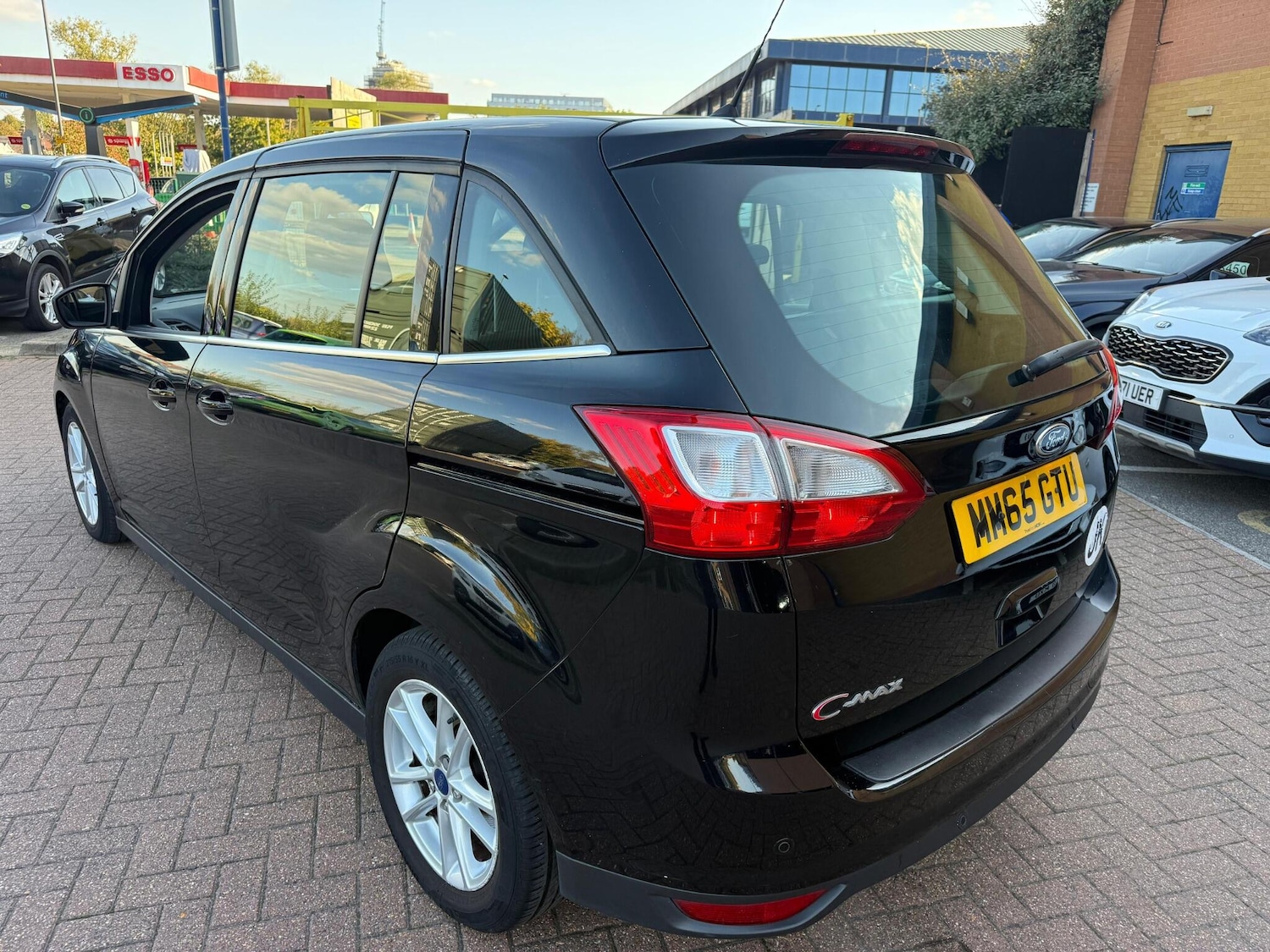 Used Ford Grand C-Max 2015 for sale - 76326099: Photo 4