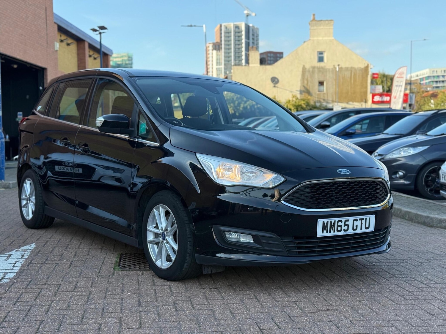 Used Ford Grand C-Max 2015 for sale - 76326099: Photo 5