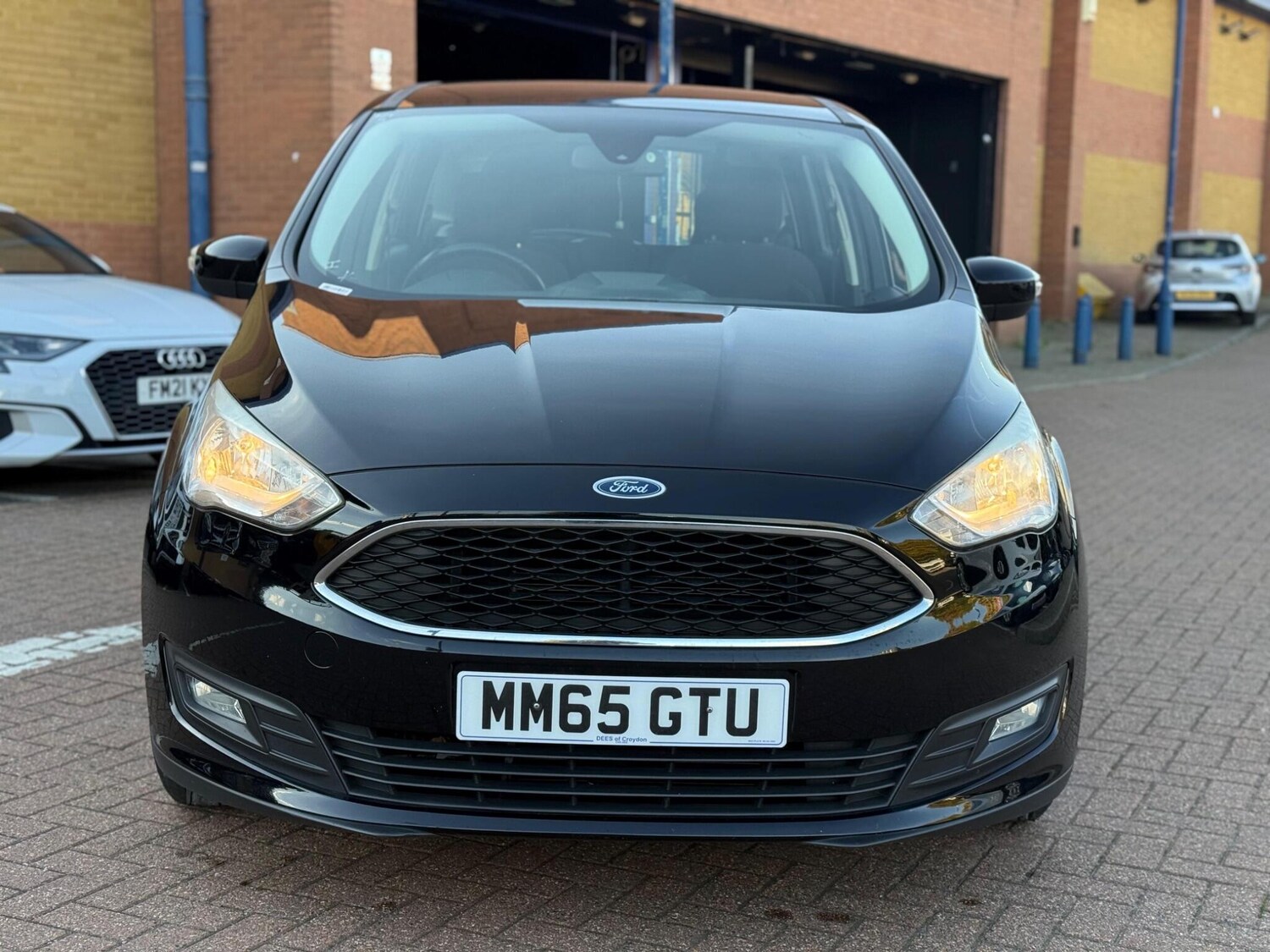 Used Ford Grand C-Max 2015 for sale - 76326099: Photo 9