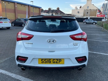 Used Hyundai i30 2016 for sale - 76326163: Photo