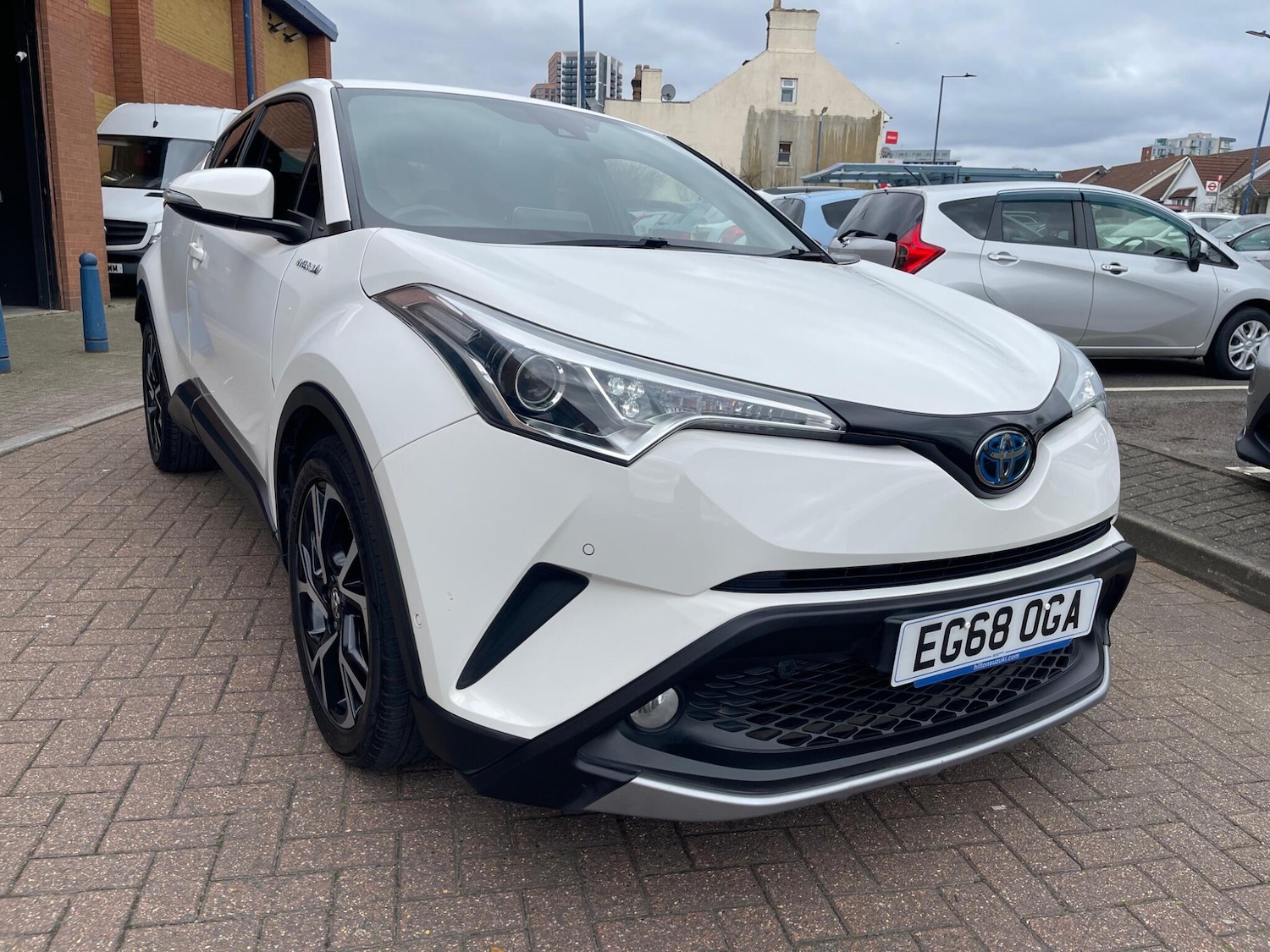 Used Toyota C-HR 2019 for sale - 78116012: Photo 2