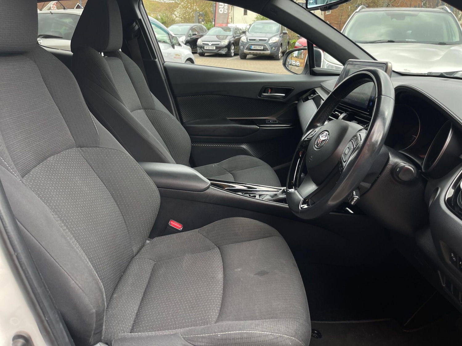 Used Toyota C-HR 2019 for sale - 78116012: Photo 26