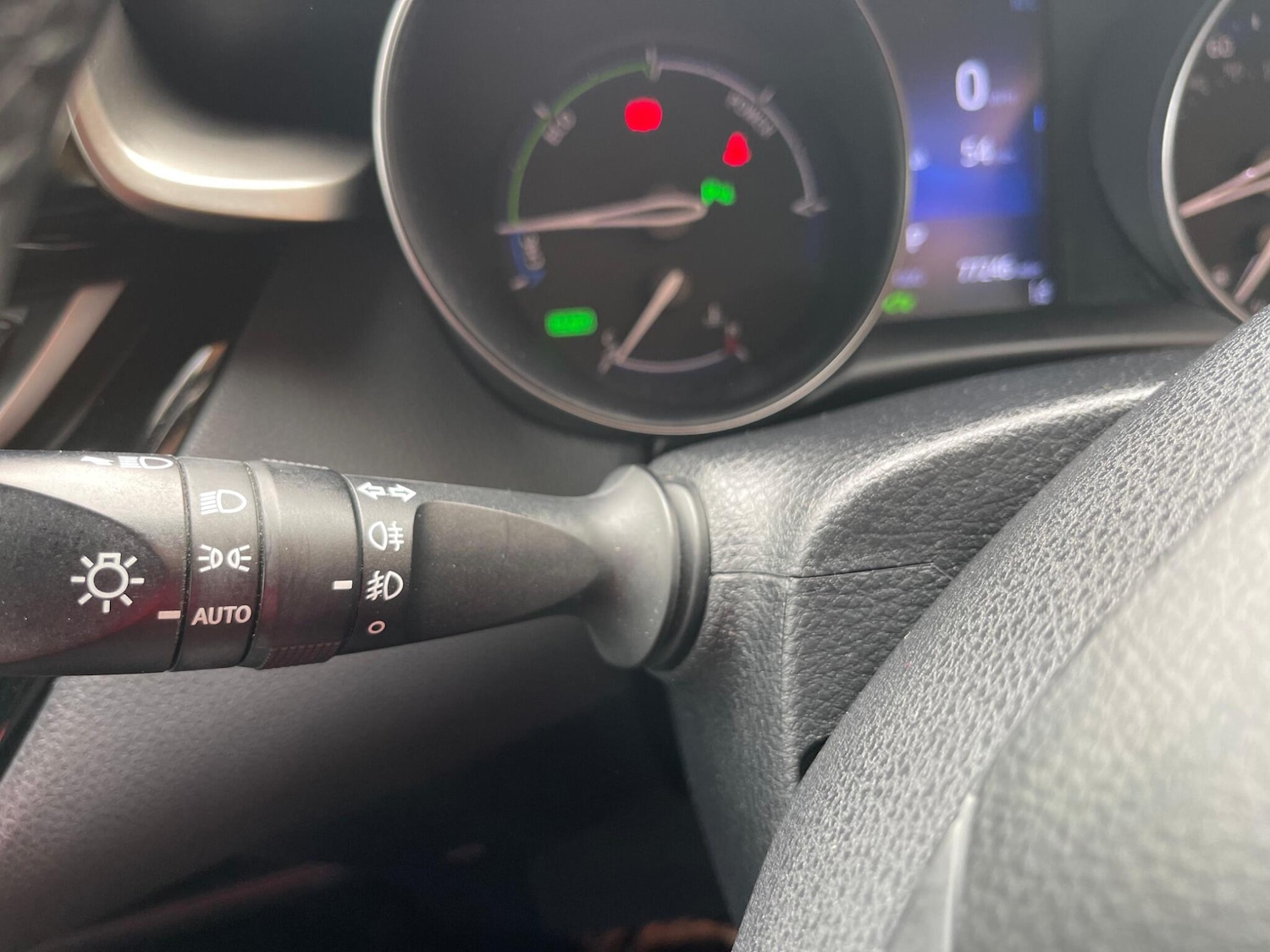 Used Toyota C-HR 2019 for sale - 78116012: Photo 34