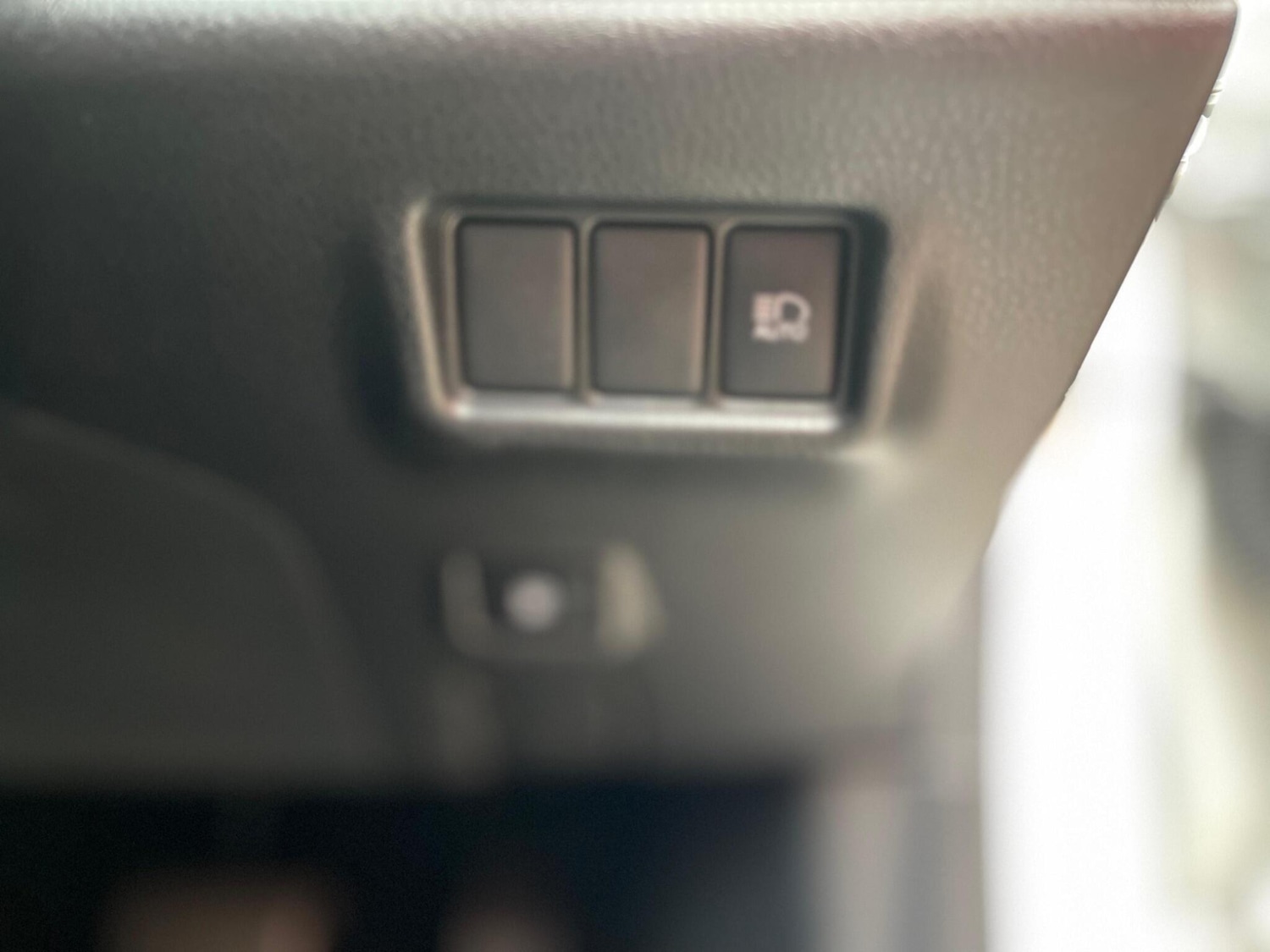 Used Toyota C-HR 2019 for sale - 78116012: Photo 35