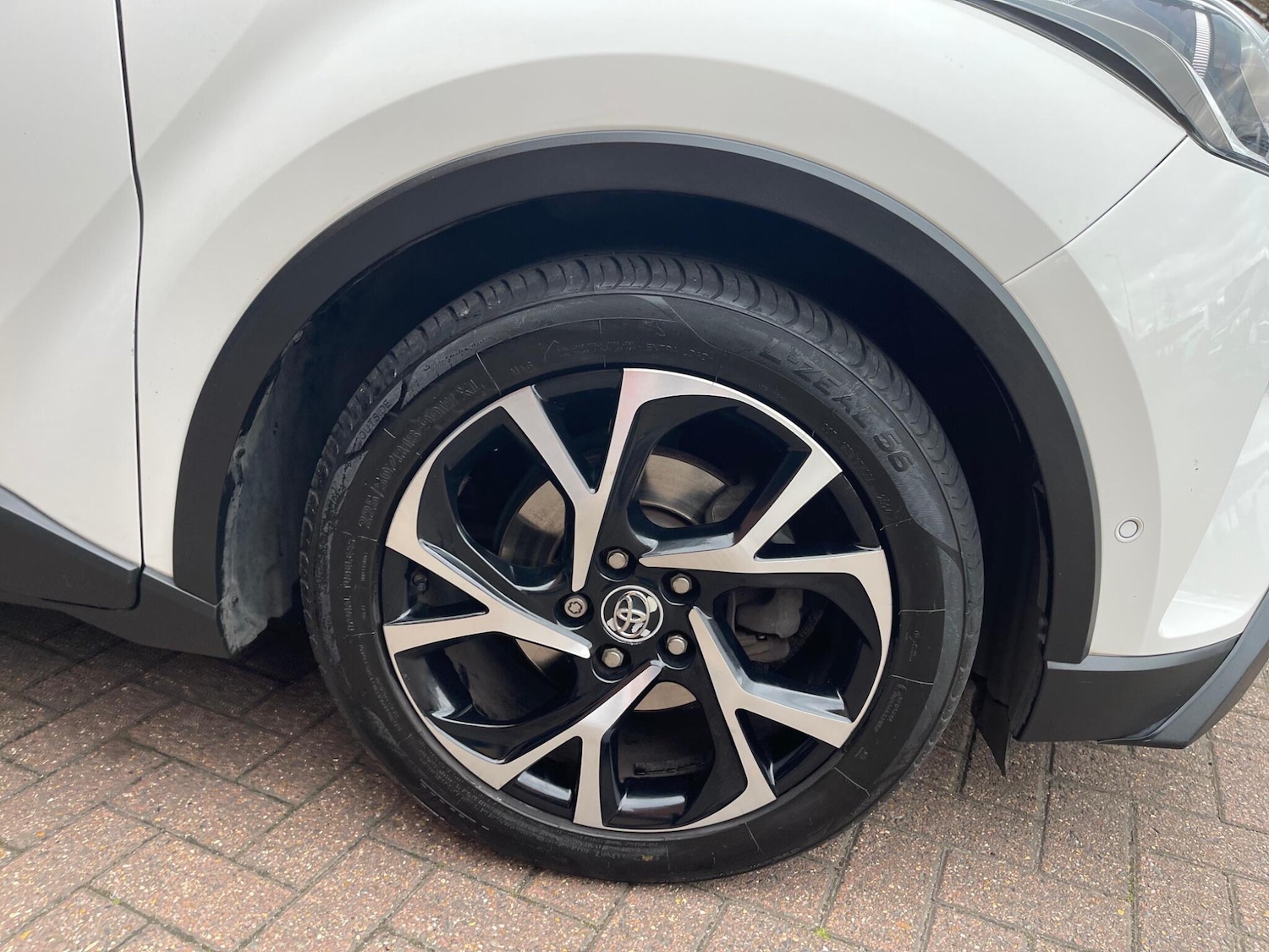 Used Toyota C-HR 2019 for sale - 78116012: Photo 39