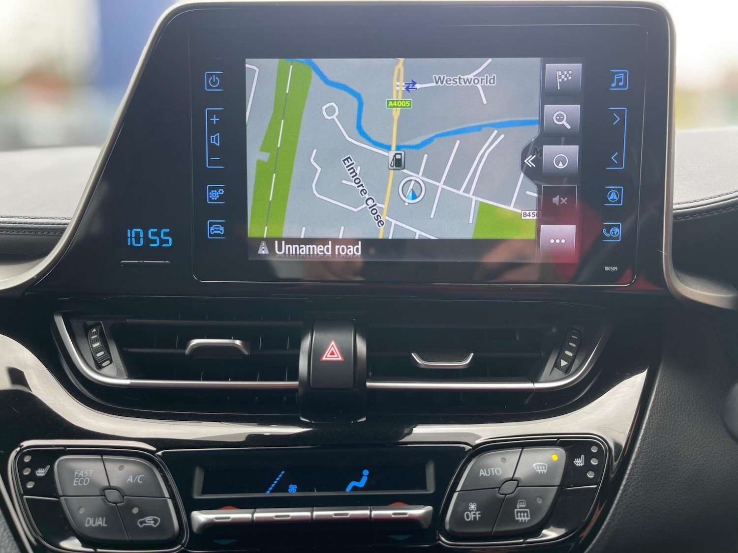 Used Toyota C-HR 2019 for sale - 78116012: Photo 41