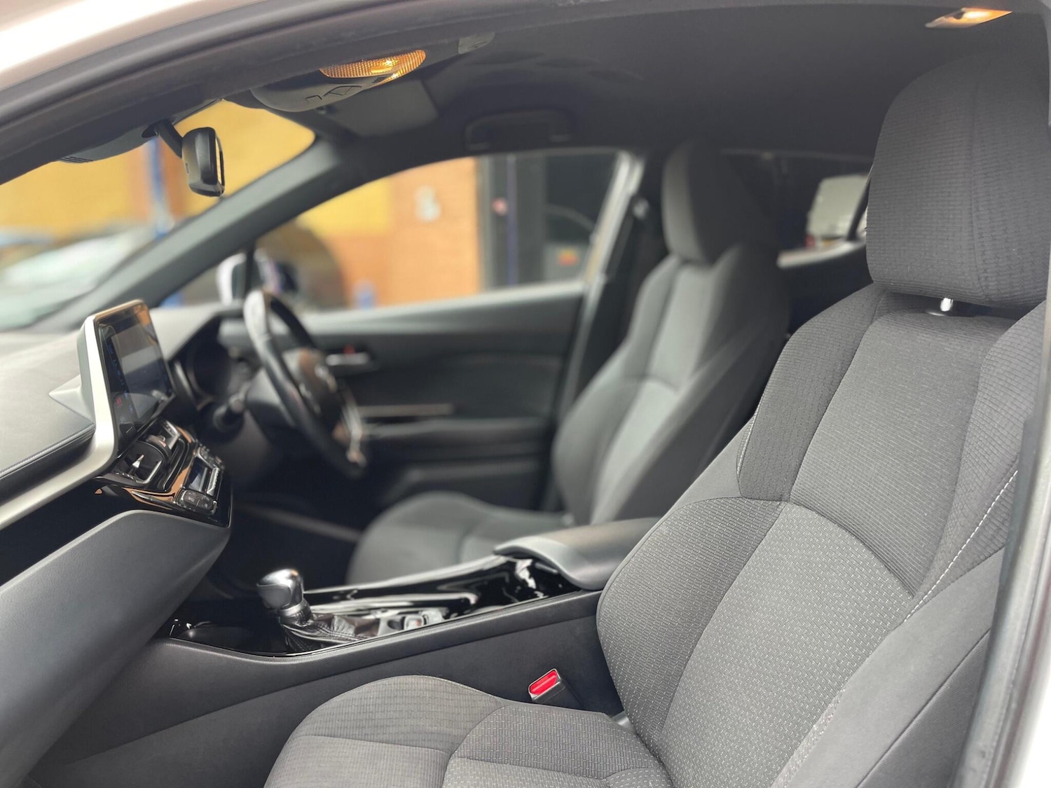 Used Toyota C-HR 2019 for sale - 78116012: Photo 49