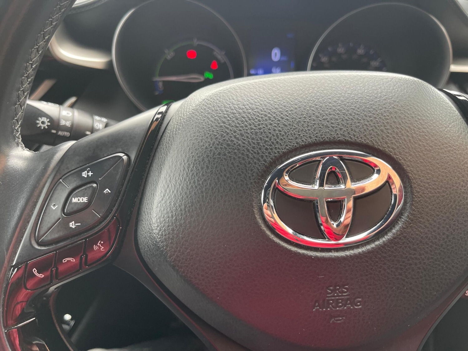 Used Toyota C-HR 2019 for sale - 78116012: Photo 50