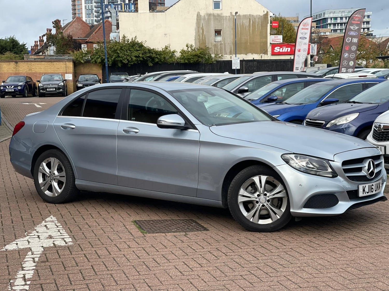 Used Mercedes-Benz C Class 2016 for sale - 76398020: Photo 6