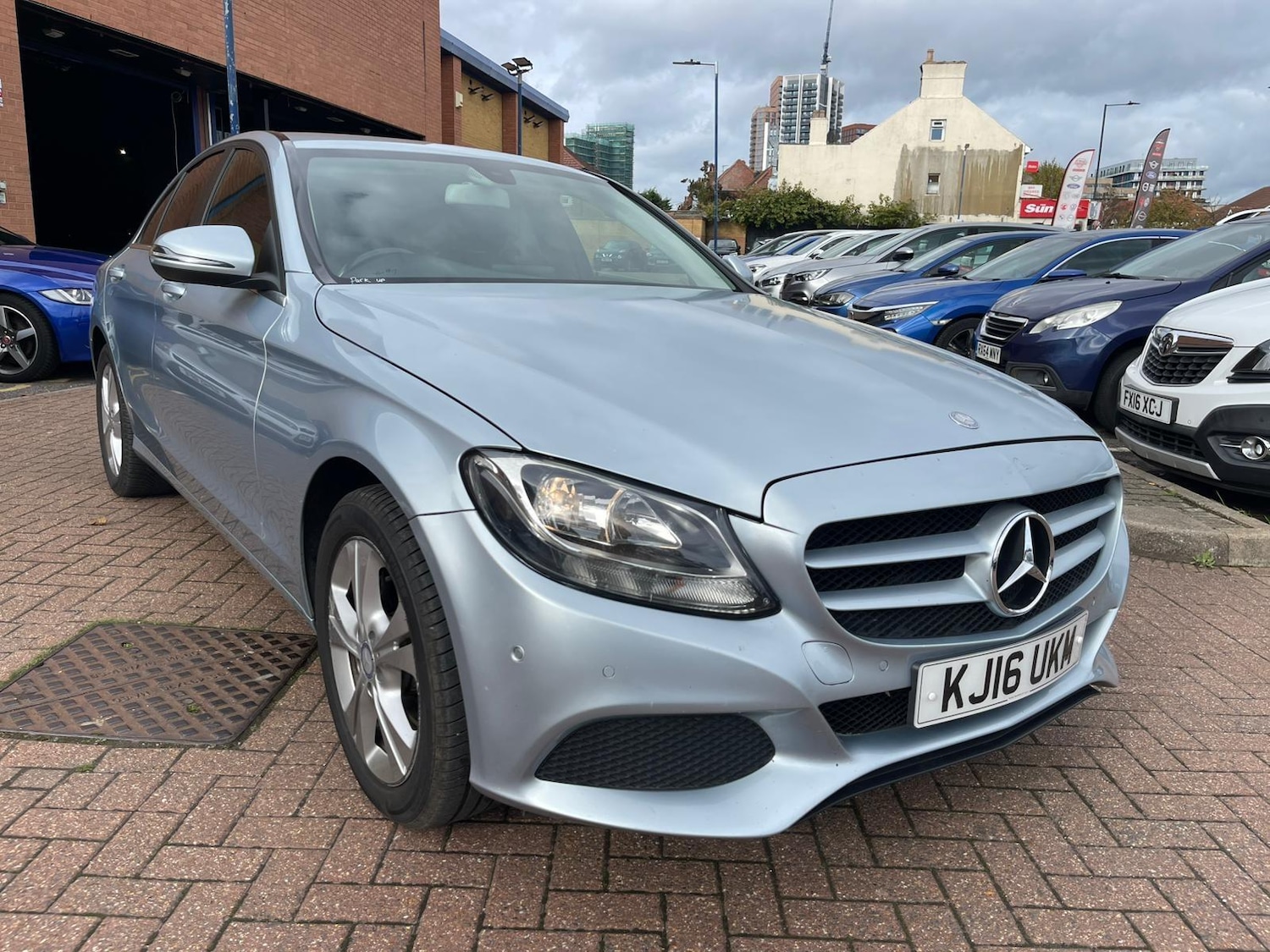 Used Mercedes-Benz C Class 2016 for sale - 76398020: Photo 8