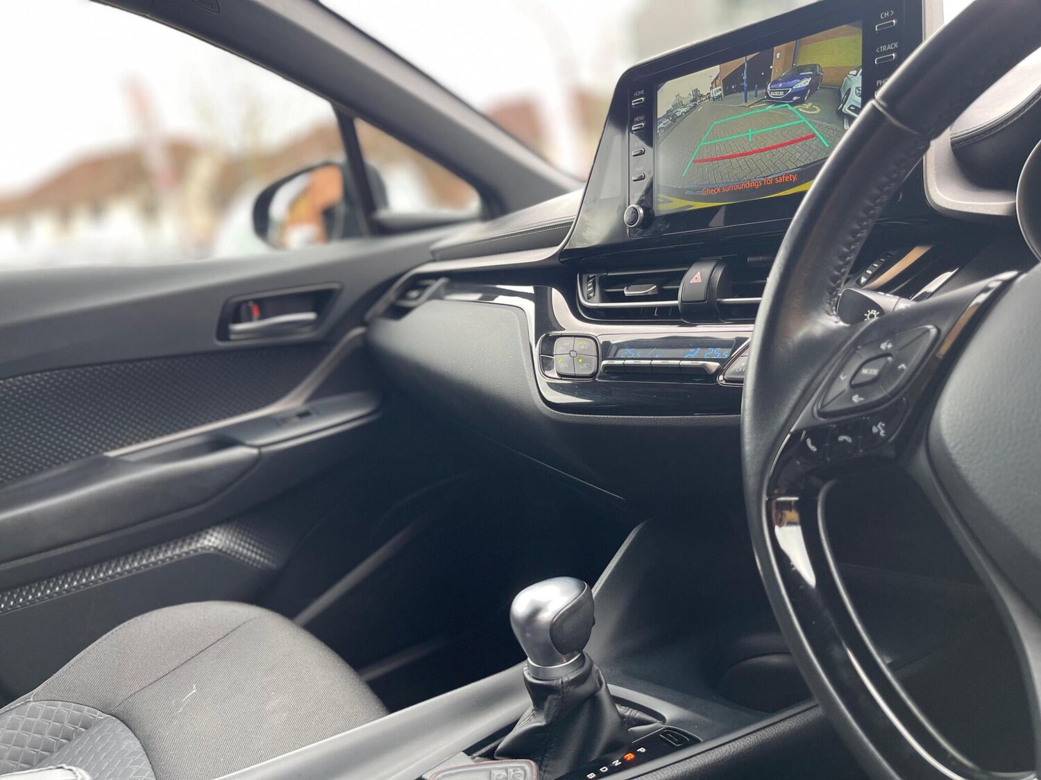 Used Toyota C-HR for sale - 77705624: Photo 23