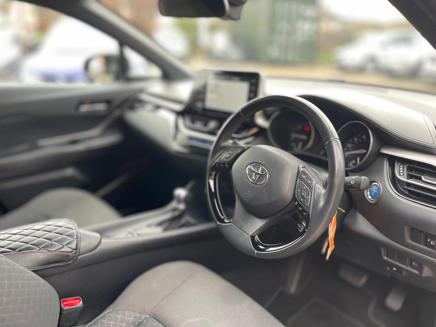 Used Toyota C-HR for sale - 77705624: Photo 24