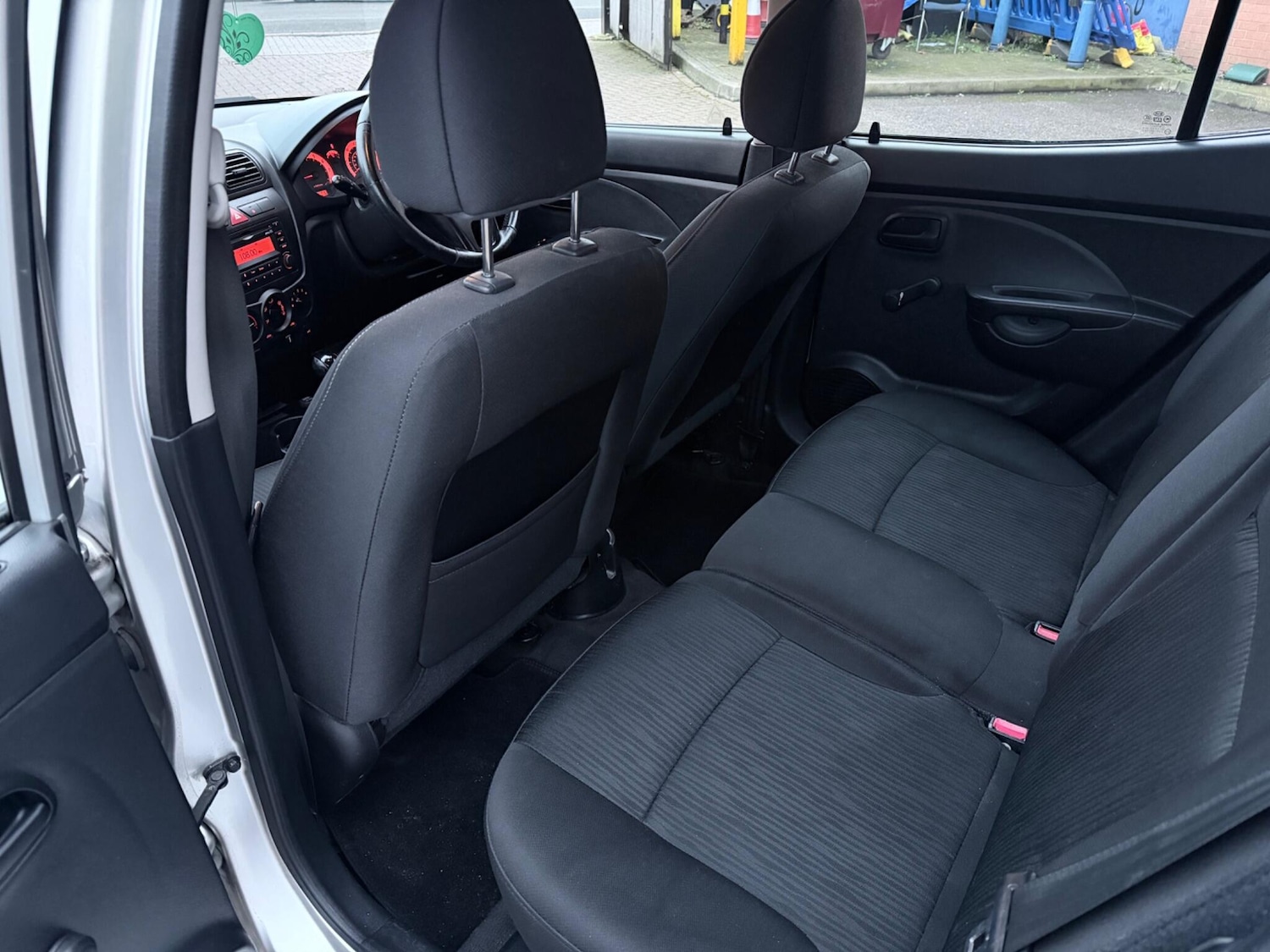 Used Kia Picanto 2010 for sale - 77290976: Photo 15