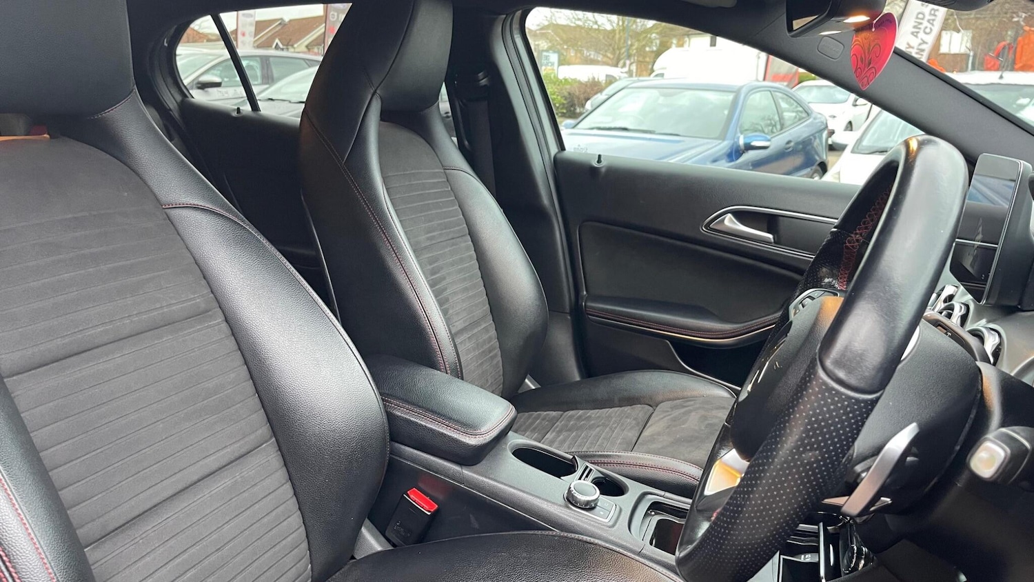 Used Mercedes-Benz GLA 2018 for sale - 77143636: Photo 18