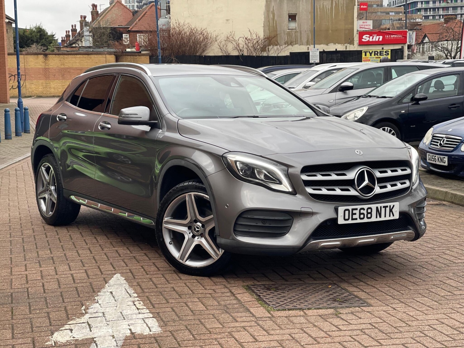 Used Mercedes-Benz GLA 2018 for sale - 77143636: Photo 8