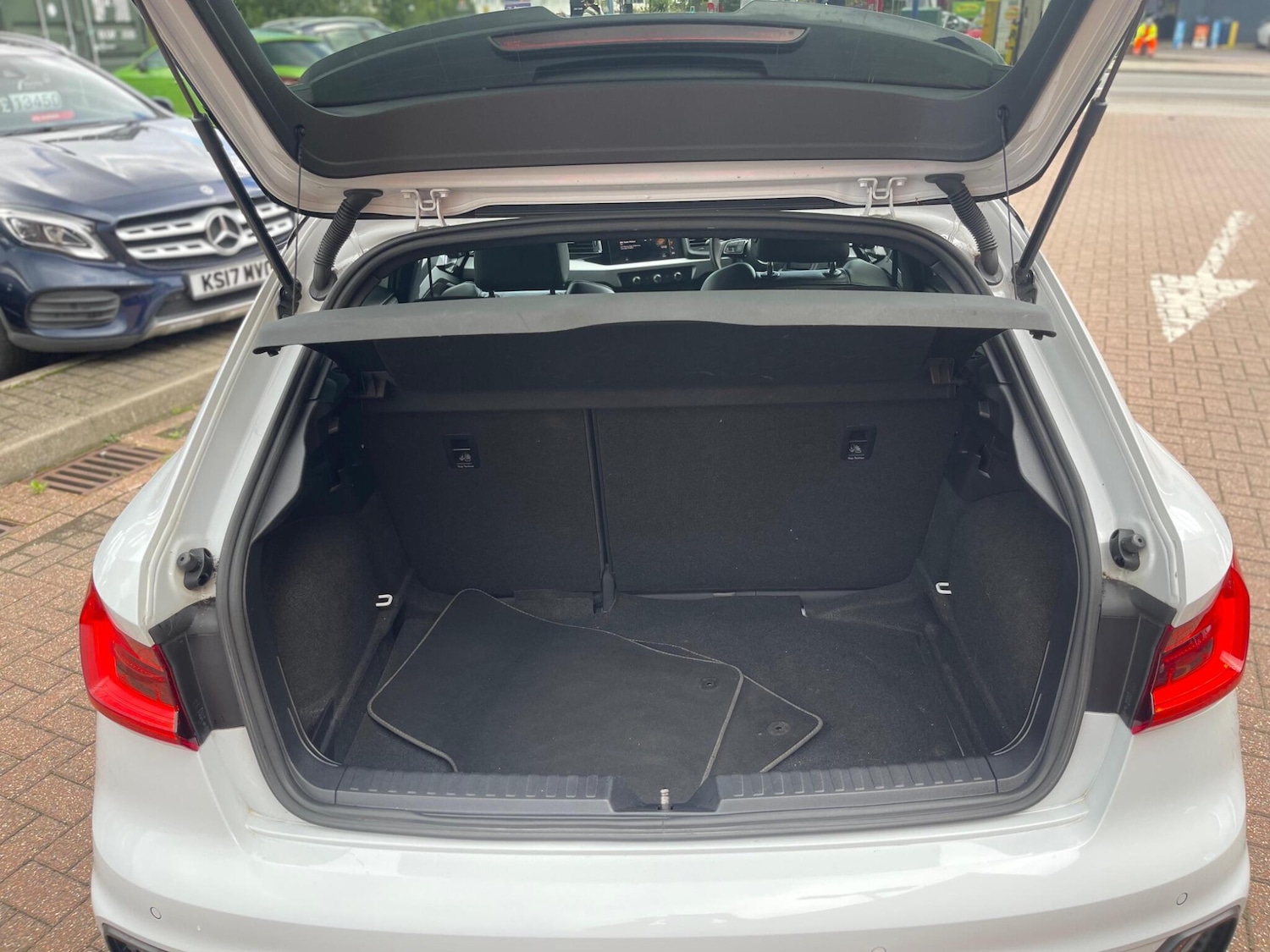 Used Audi A1 2018 for sale - 76551932: Photo 15