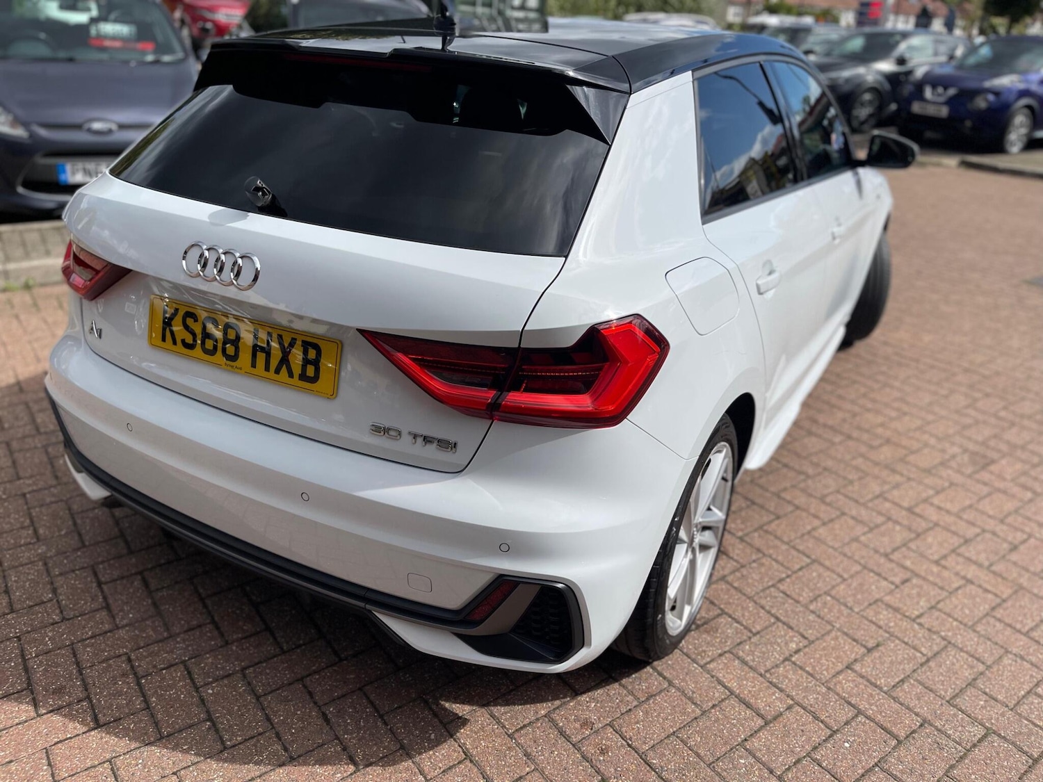 Used Audi A1 2018 for sale - 76551932: Photo 4