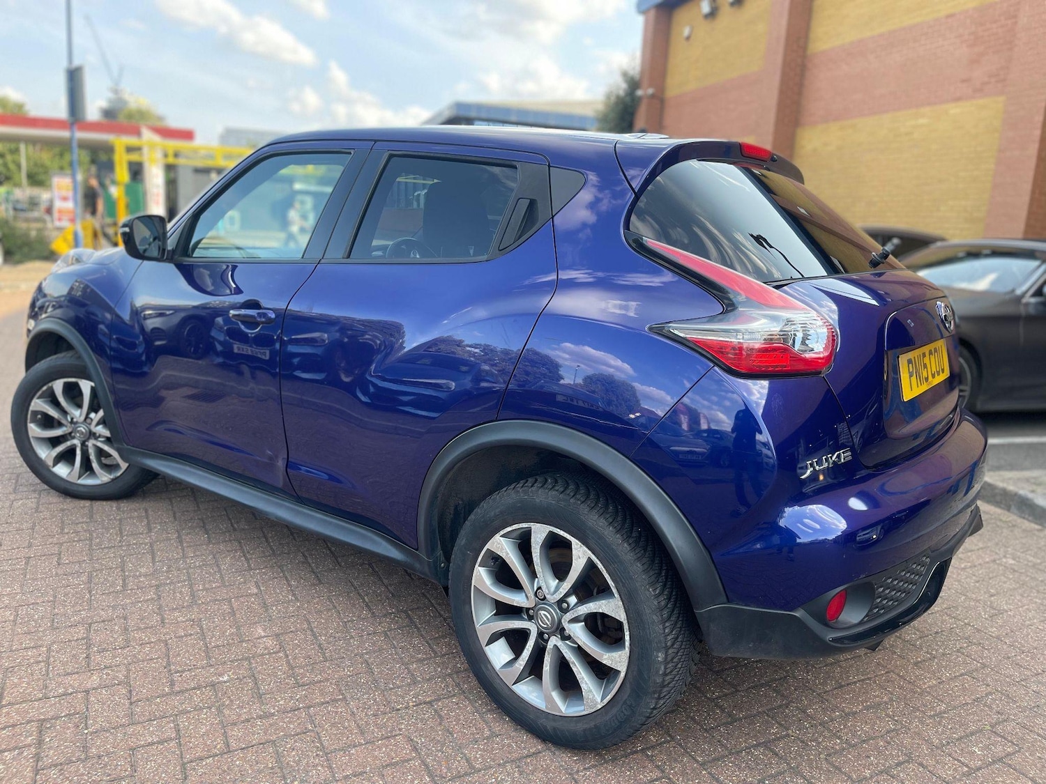 Used Nissan Juke 2015 for sale - 76551918: Photo 3