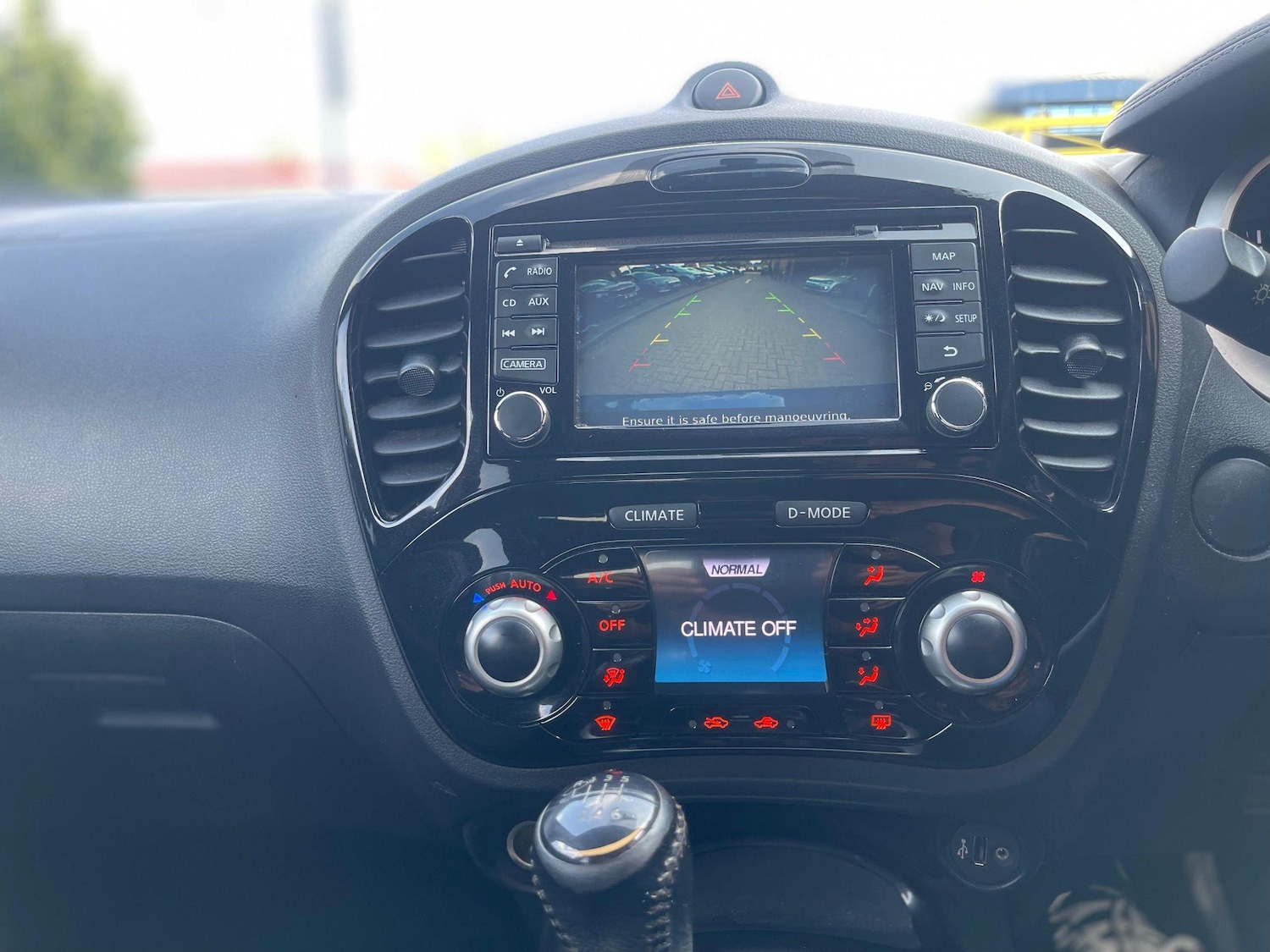 Used Nissan Juke 2015 for sale - 76551918: Photo 31