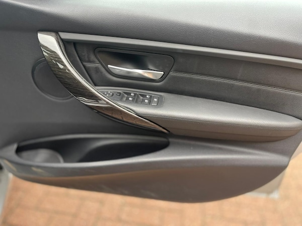 Used BMW 3 Series 2014 for sale - 76326136: Photo 19