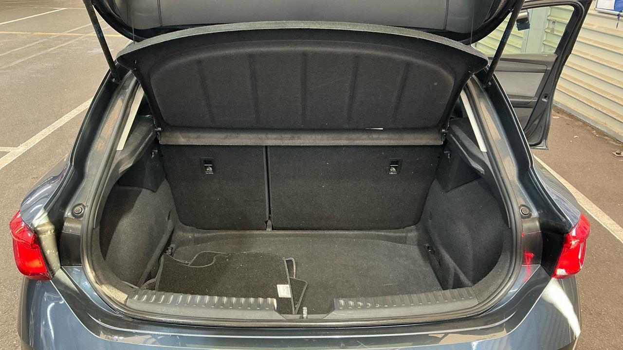 Used SEAT Leon 2021 for sale - 76991870: Photo 8