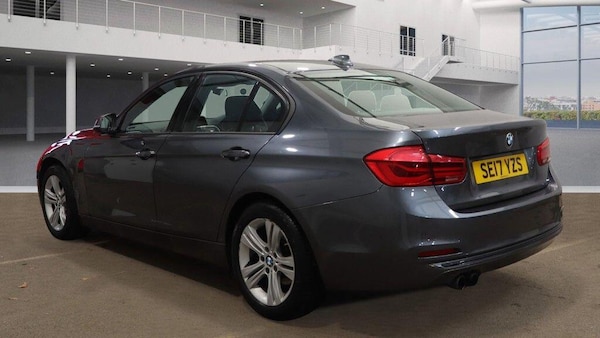 Used BMW 3 Series 2017 for sale - 76326758: Photo 2