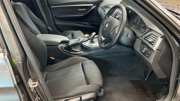 Used BMW 3 Series 2017 for sale - 76326758: Photo 4