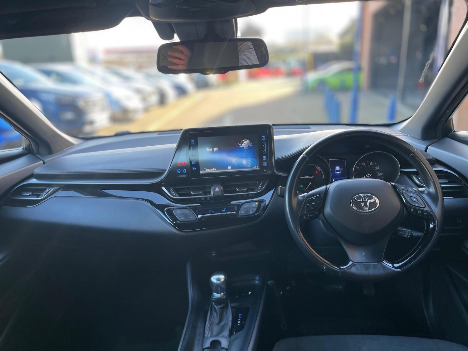 Used Toyota C-HR 2018 for sale - 77119813: Photo 18