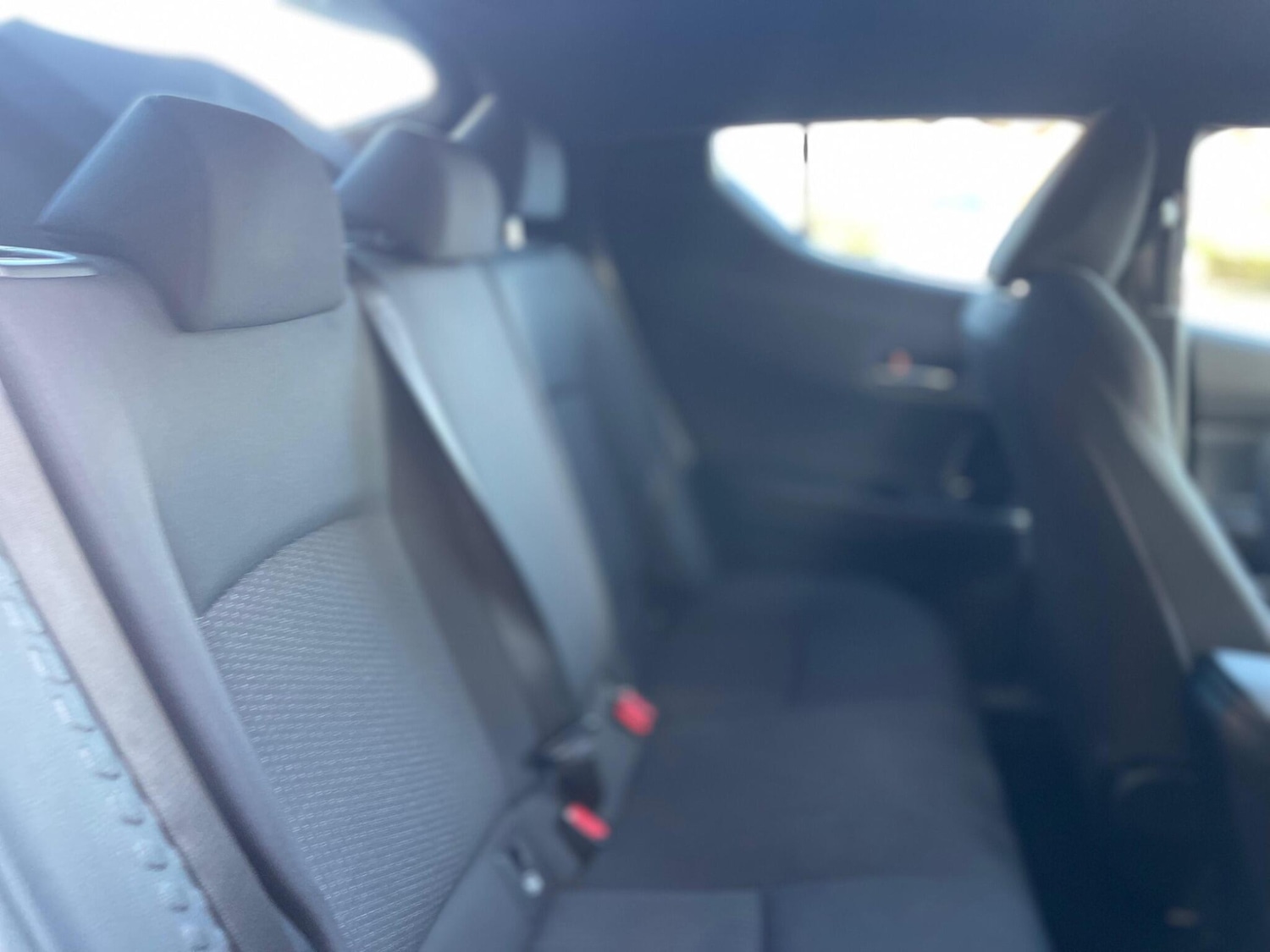 Used Toyota C-HR 2018 for sale - 77119813: Photo 25