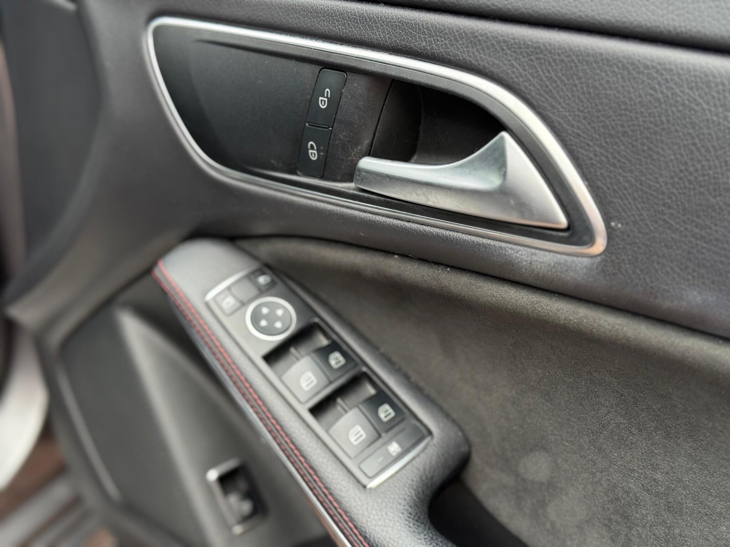 Used Mercedes-Benz CLA 2016 for sale - 77320865: Photo 32