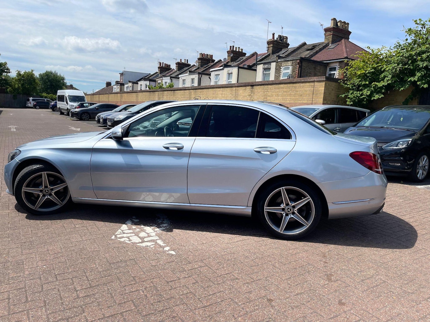 Used Mercedes-Benz C Class 2015 for sale - 76551883: Photo 10