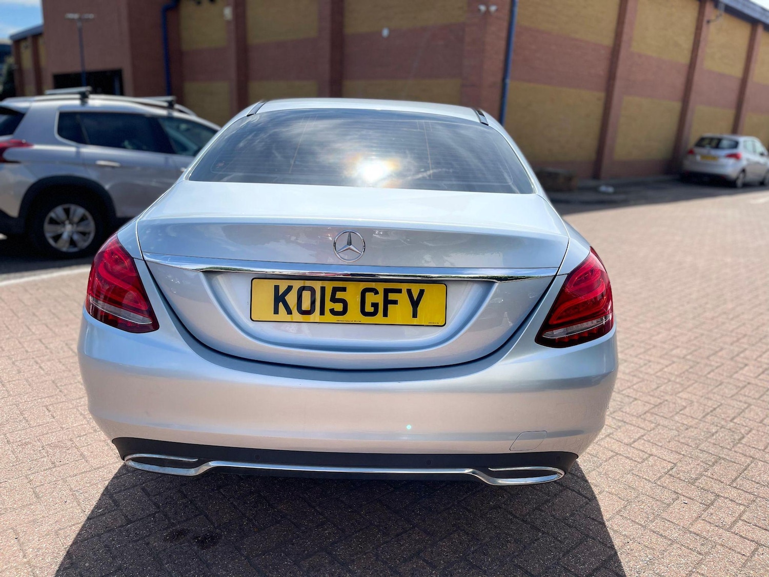 Used Mercedes-Benz C Class 2015 for sale - 76551883: Photo 11